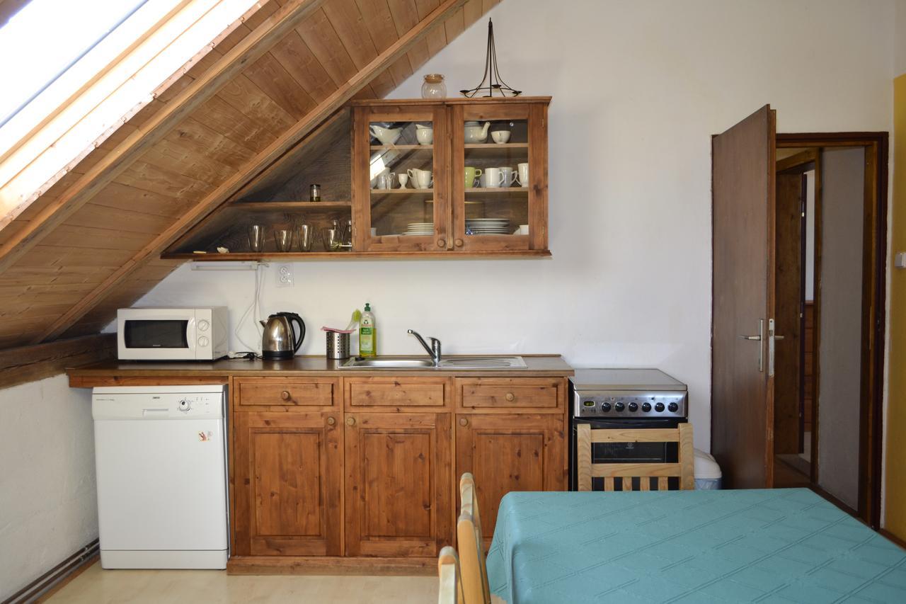 Ferienwohnung Blazkuv Statek Malsice Exterior foto